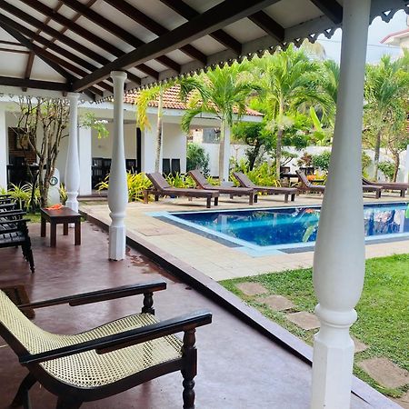 Sujeewani Villa Negombo Luaran gambar