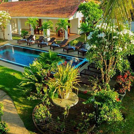 Sujeewani Villa Negombo Luaran gambar