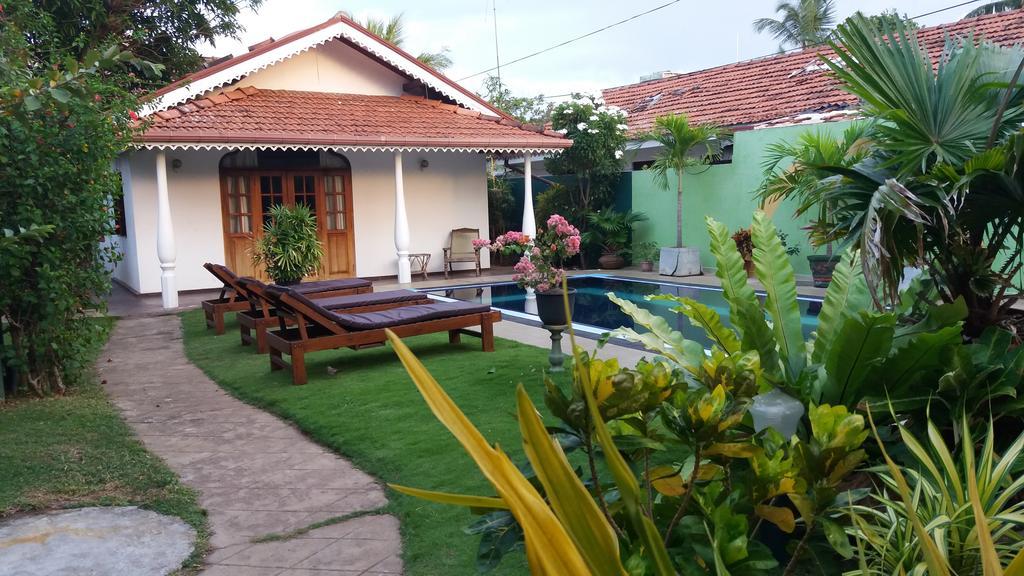 Sujeewani Villa Negombo Luaran gambar