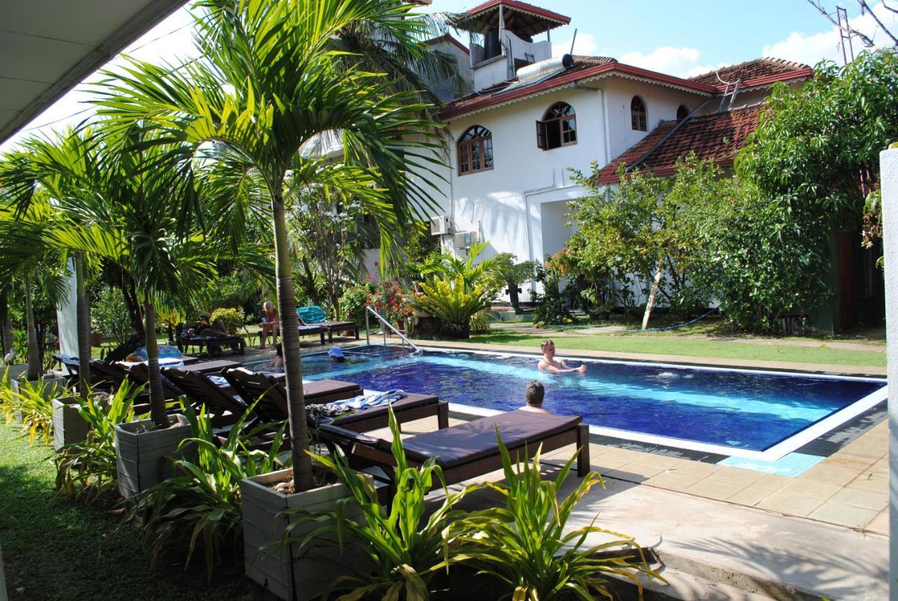 Sujeewani Villa Negombo Luaran gambar