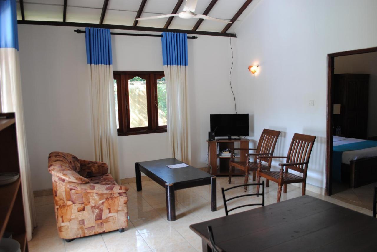 Sujeewani Villa Negombo Luaran gambar