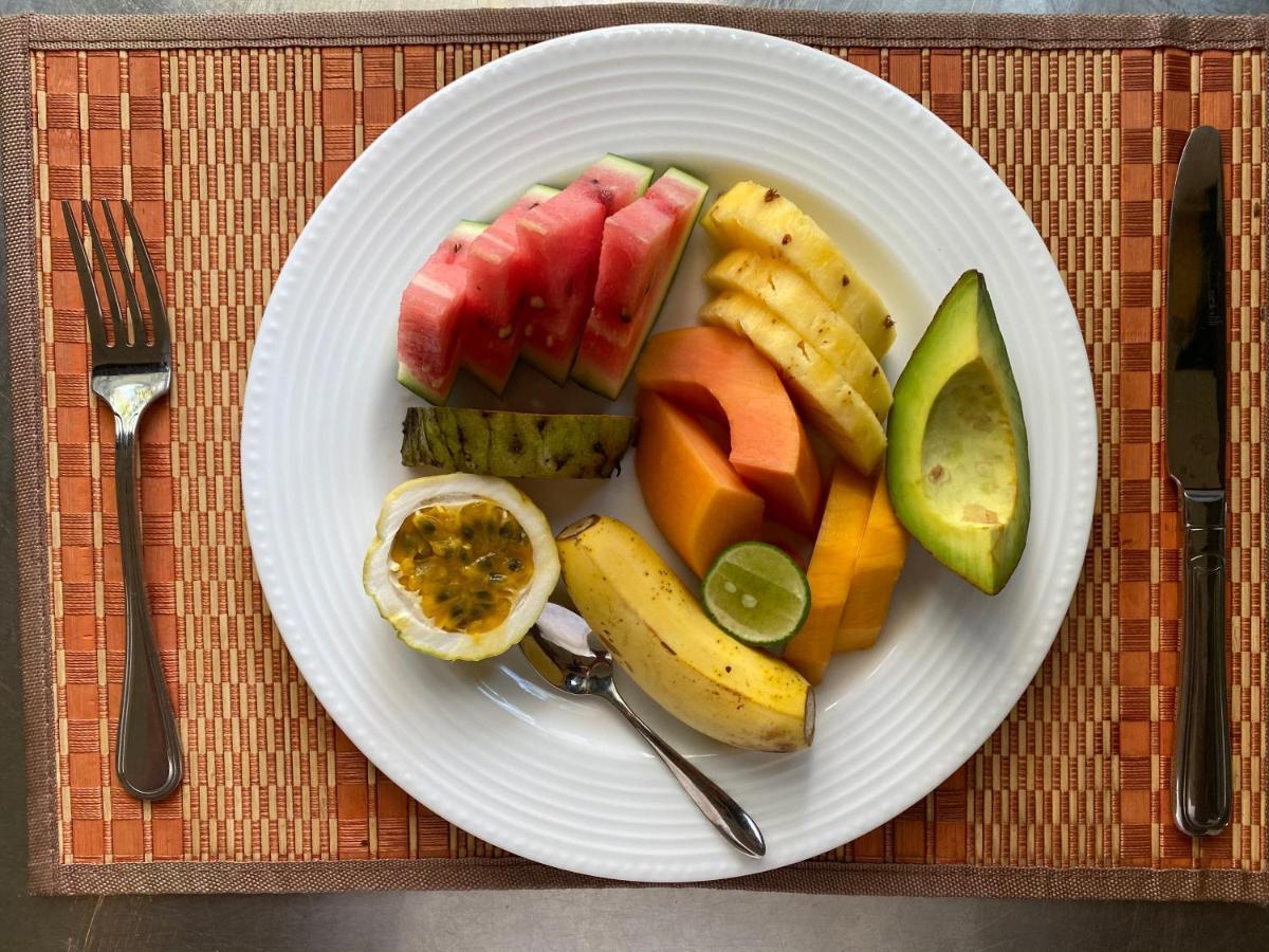 Sujeewani Villa Negombo Luaran gambar